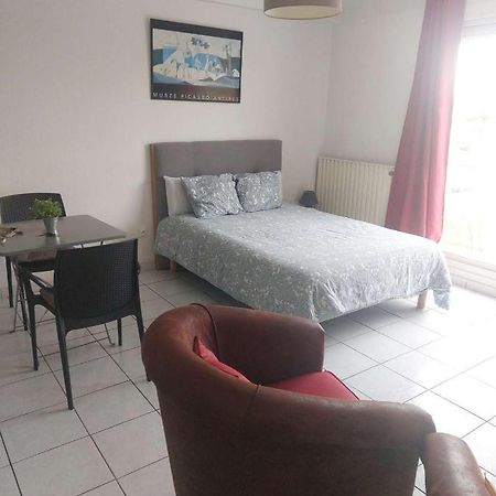 Residence D'Anjou - Grand Studio Avec Balcon Et Parking Privatif Perpignano Esterno foto