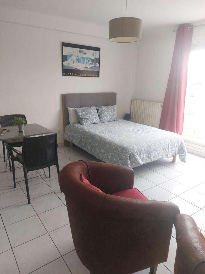 Residence D'Anjou - Grand Studio Avec Balcon Et Parking Privatif Perpignano Esterno foto