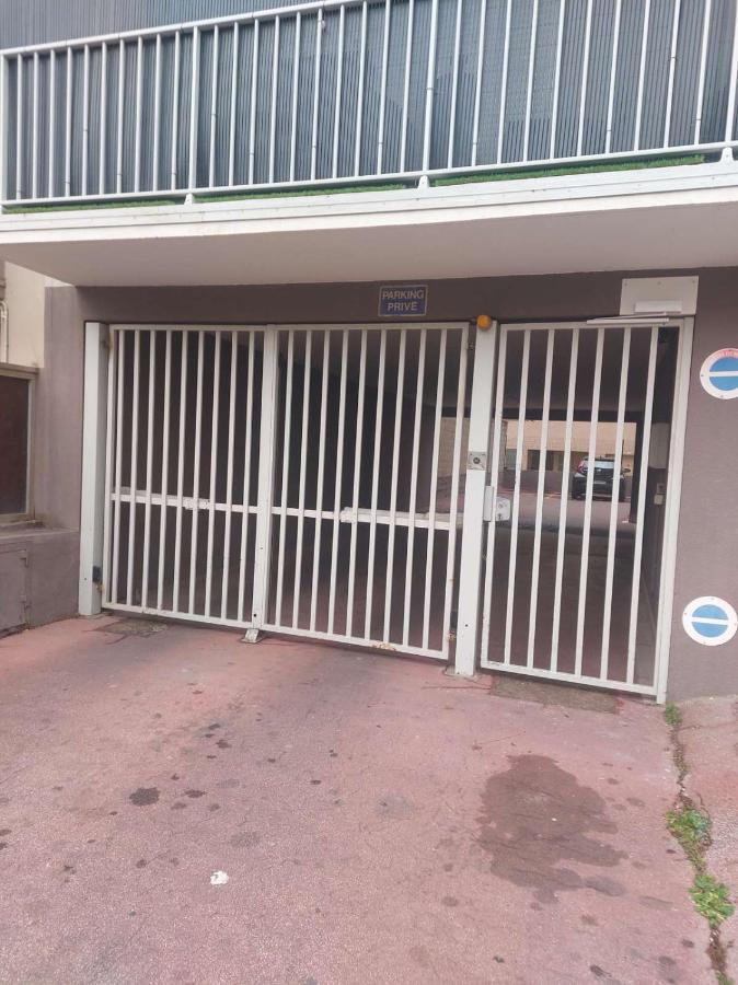 Residence D'Anjou - Grand Studio Avec Balcon Et Parking Privatif Perpignano Esterno foto